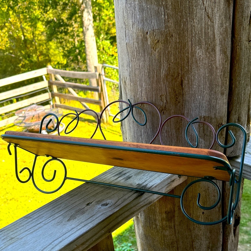 Apple Wall Shelf